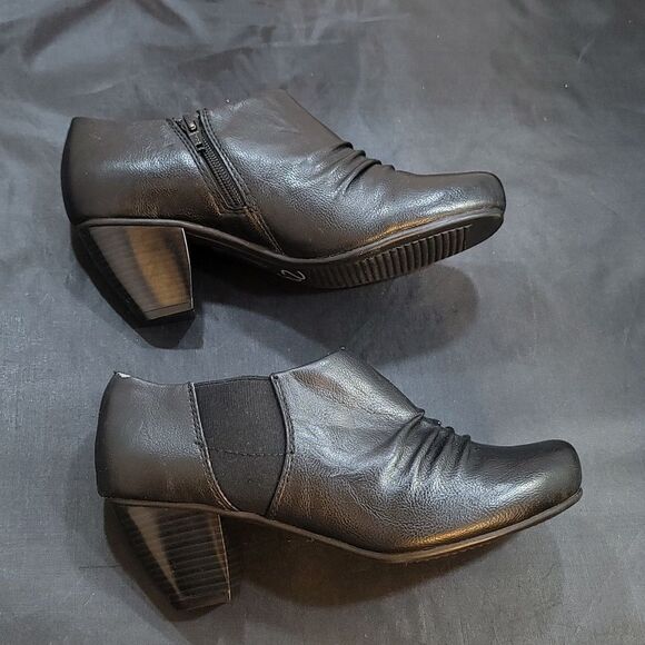 BARESTRAPS WOMEN'S LOW BLOCK HEEL BOOTIES - Picture 8 of 14